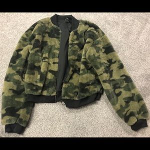 Fleece camo zip up jacket